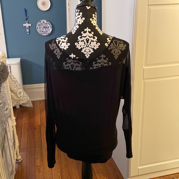 3/$25🛍 Arden B. Top with sheer sleeves - Picture 3 of 9